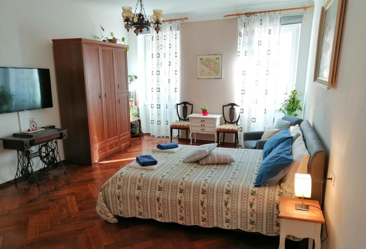 Guest House Barocco Rovinj Exterior foto